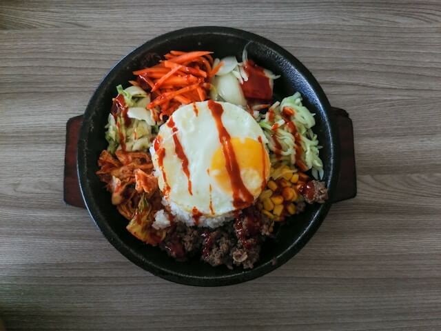 韓国料理のビビンバ